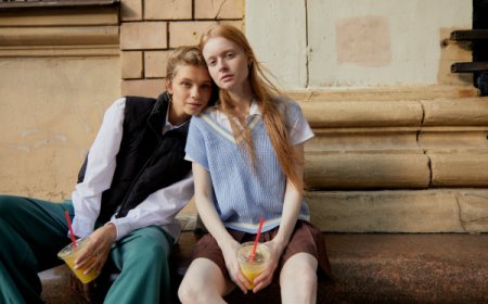 Sweater Vests Are Back! Here’s How to Rock Them Like a Pro