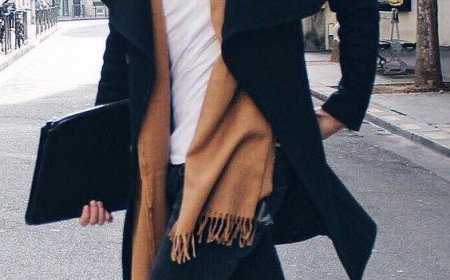 Skinny Jeans and Chelsea Boots: A Classic Combo That Never Fails