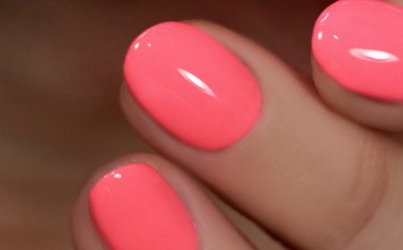 Coral Color Nail Polish: A Vibrant Shade for Every Occasion
