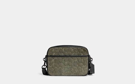 Coach 6580 Suede Bag: A Stylish Classic You Need