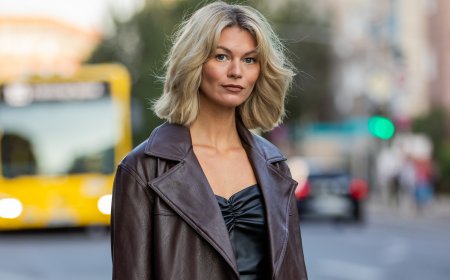 Ballet Flats & Tights: A Timeless Combination or Fashion Faux Pas?