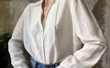 Black & White Button-Up Shirt: A Timeless Classic for Every Closet