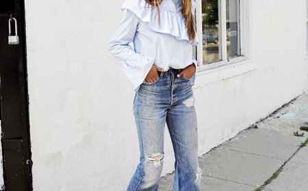 How to Style Cropped Flare Jeans for Petite Frames