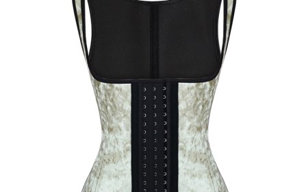 Waist Trainer with Straps: Does It Really Work for a Snatched Look?