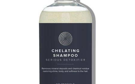 What Is Chelating Shampoo? The Secret to Detoxed Refreshed Hair