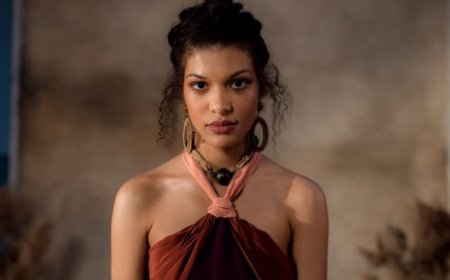 What Bra to Wear with a Halter Top? The Best Options for Support & Style