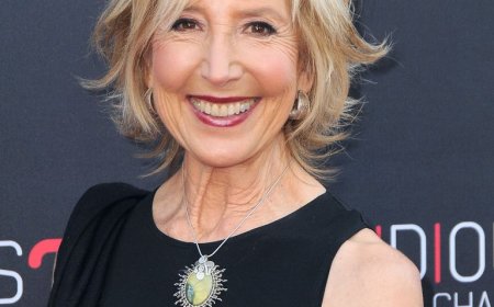 Oval Face Hairstyles for Indian Women: Flattering Cuts & Styles