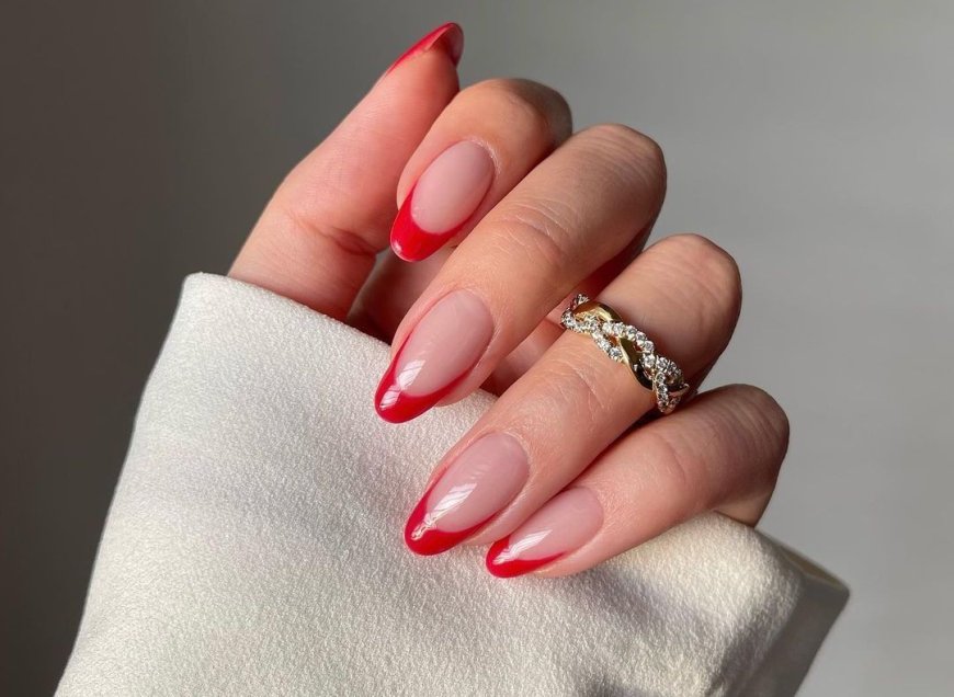 French Nail Designs for Fall: Elegant Looks to Try This Season
