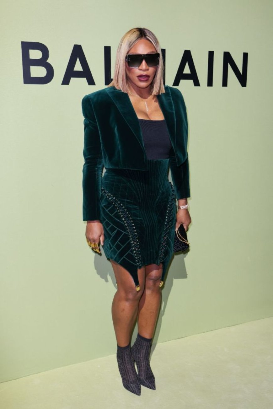 Ankle Boots with Dresses: The Perfect Pairing for Any Season