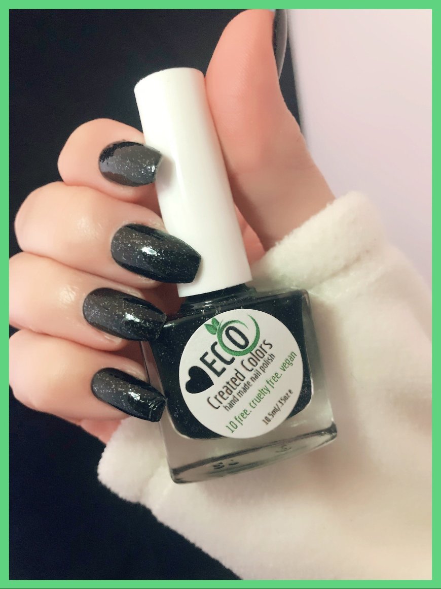 Black Glitter Nail Polish: The Edgy & Glamorous Trend You Need