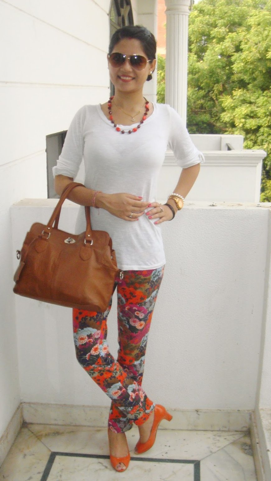 What Colors Go with Tan Pants? A Complete Outfit Guide