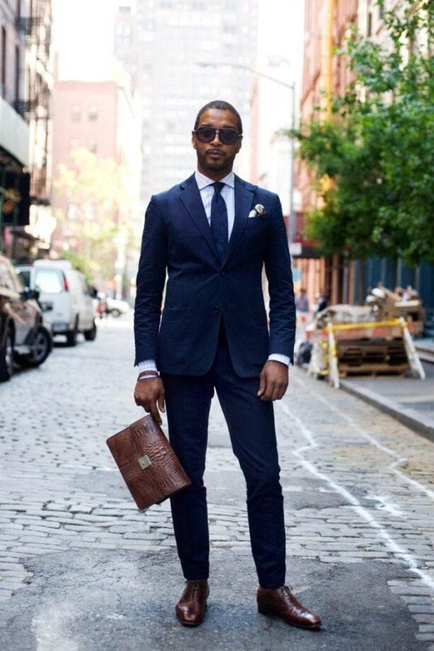 Navy Suit with Navy Shoes: Is It Stylish or Too Much?