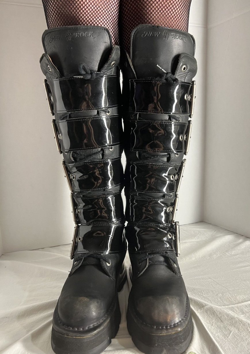 Summer Boots: How to Rock Knee-High Styles in Warm Weather